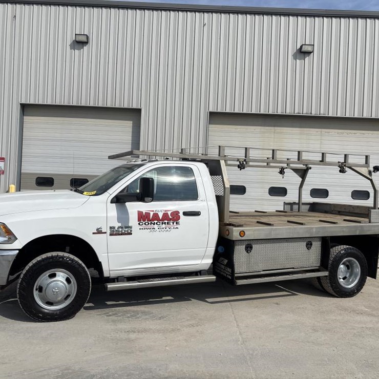 2016 DODGE RAM 3500