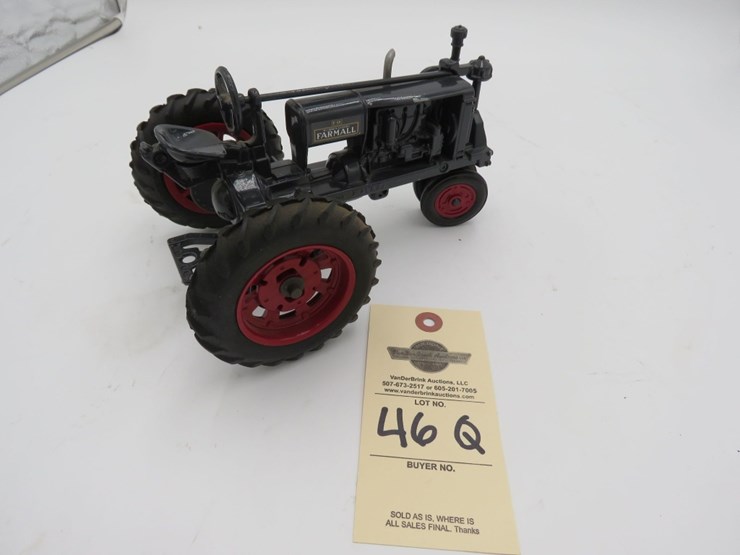 ertl-f-20-farmall-1/16-scale-image-2