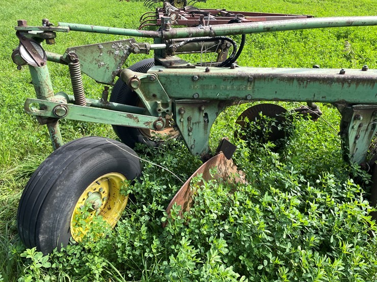 #4462-•-john-deere-(4)-bottom-plow-image-6