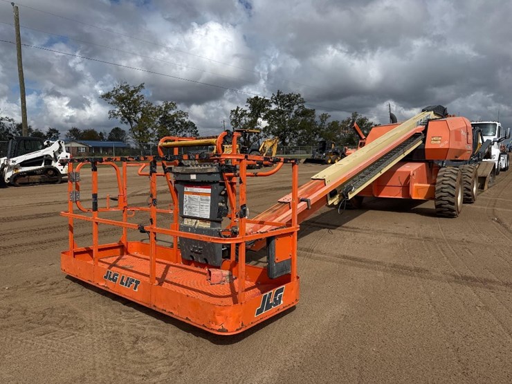 2007-jlg-600s-image-2