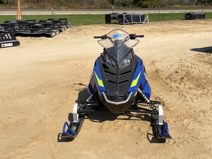 #1897-•-2024-polaris-indy-550-sport-snowmobile-(sells-with-bill-of-sale-only)-image-2