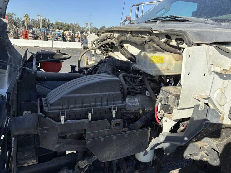 ford-f650-image-8