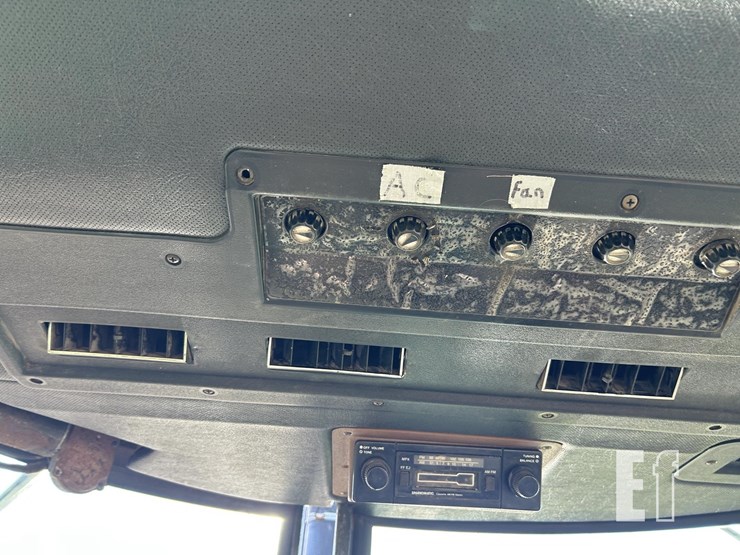 1979-john-deere-4640-image-44