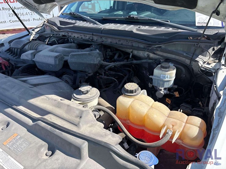 2017-ford-f350-image-8