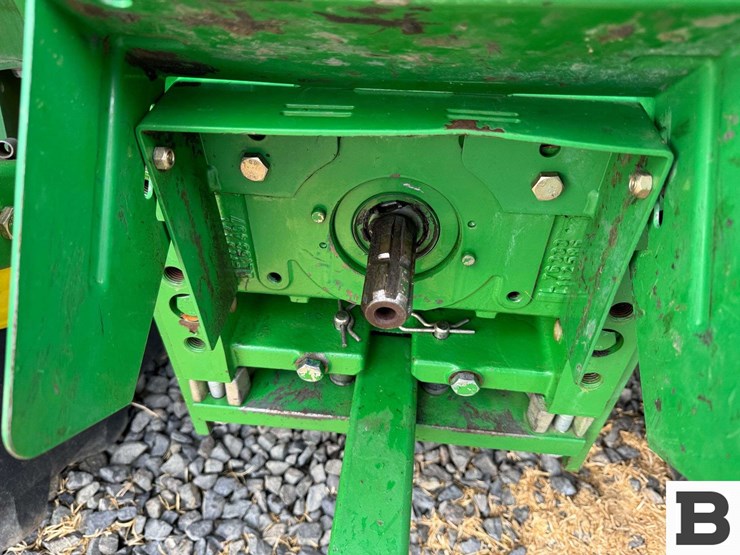 2012-john-deere-6430-image-41