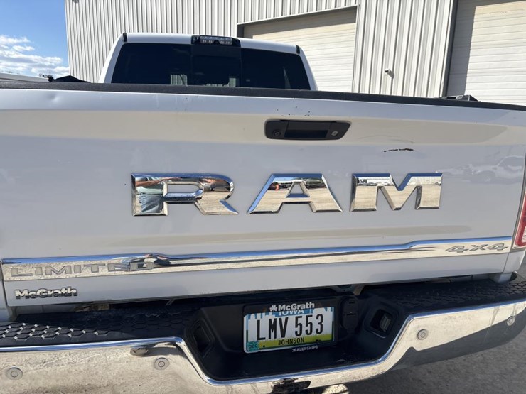 2018-dodge-ram-2500-image-11