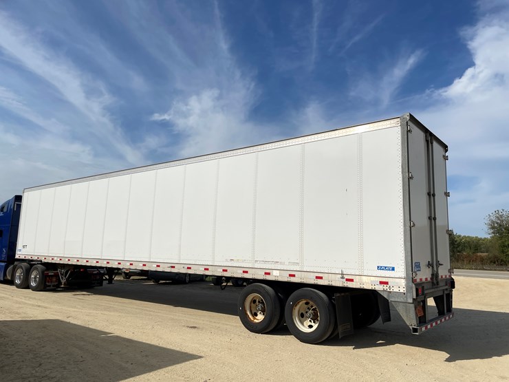 2019-stoughton-trailer-image-3