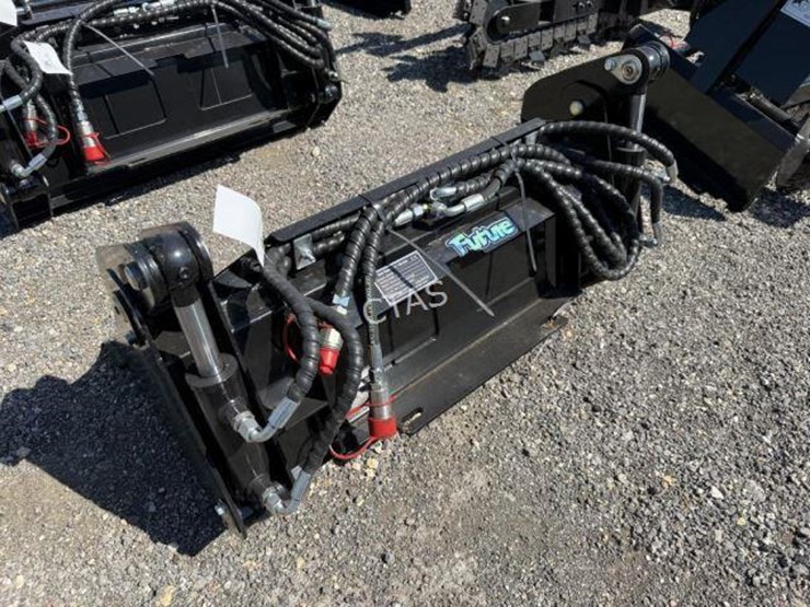 #105-•-skid-steer-4-in-1-bucket---39"-image-3