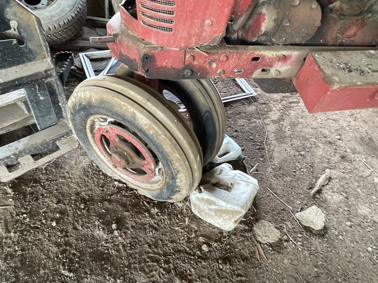 #4484-•-mccormick-super-h-tractor-image-12