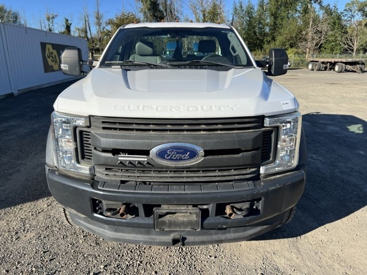 2017-ford-f450-image-8