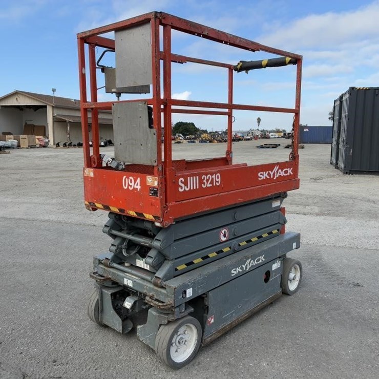 Skyjack SJ 3219 Scissor Lift