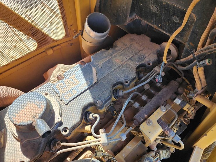 2007-caterpillar-d6k-lgp-image-22