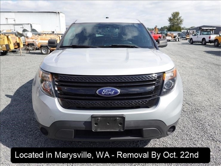2015-ford-explorer-image-15