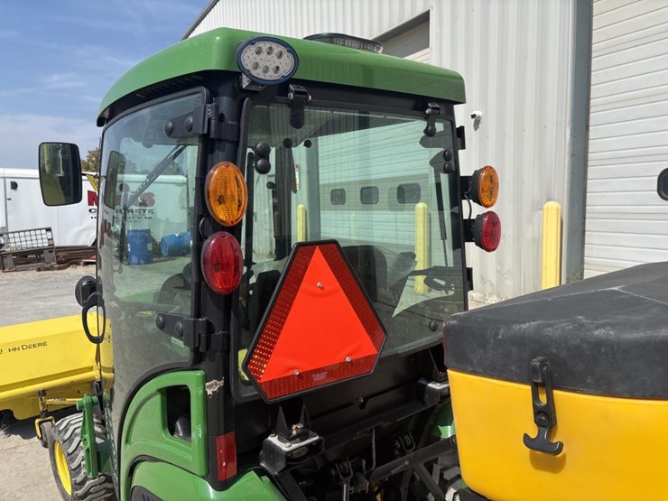 john-deere-1025-image-9