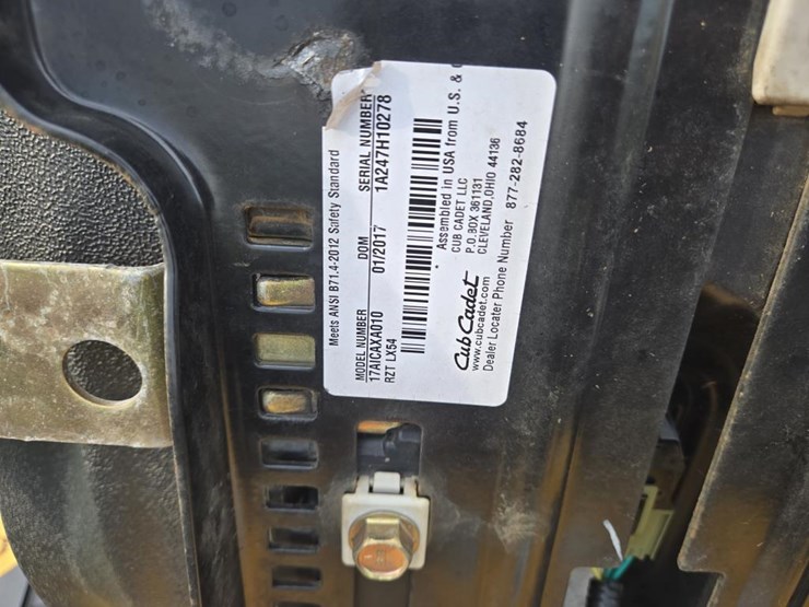 #2867-•-2017-cub-cadet-rztlx-zero-turn-mower-image-11