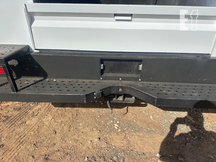 2017-ford-f350-xl-image-15