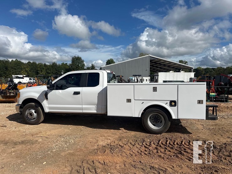 2017-ford-f350-xl-image-8