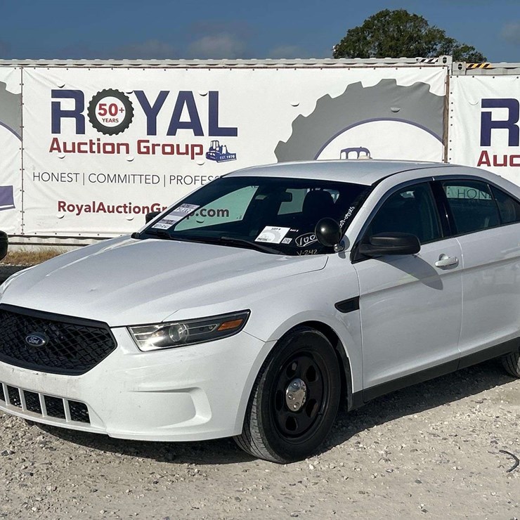 2014 Ford Taurus AWD Sedan