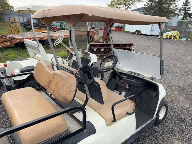 yamaha-electric-golf-cart-with-charger-image-10