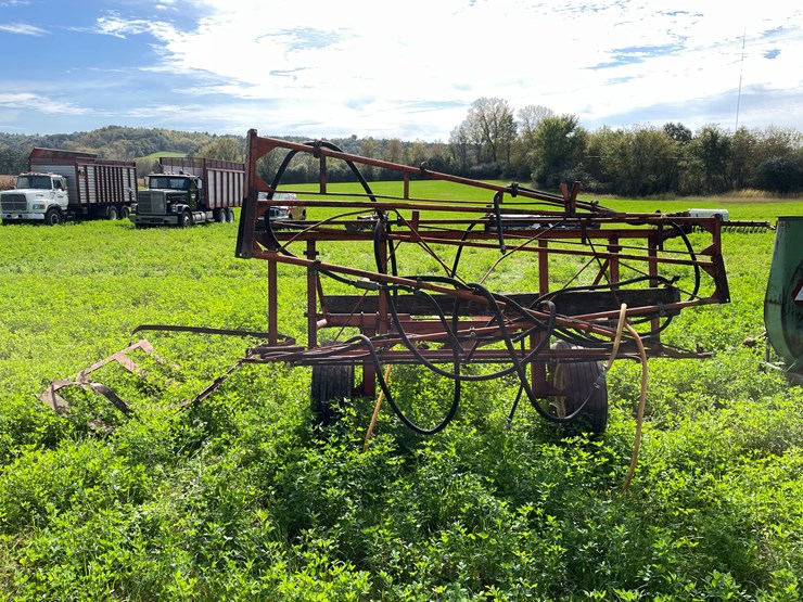 #4471-•-boom-sprayer-on-cart-image-7