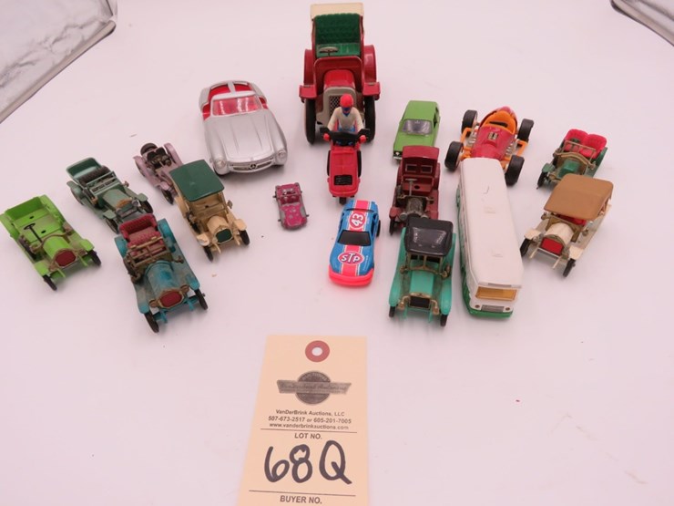 matchbox-toy-car-group-and-more-image-1