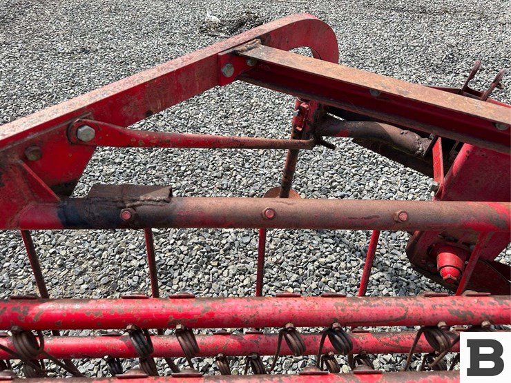 massey-ferguson-25-image-21