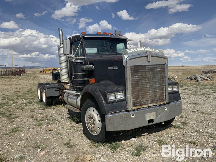1983-kenworth-w900-image-3