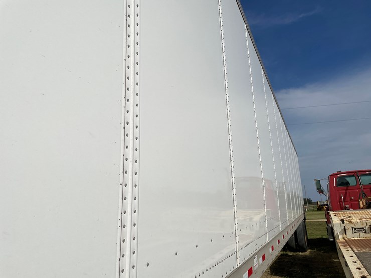 2019-stoughton-trailer-image-13