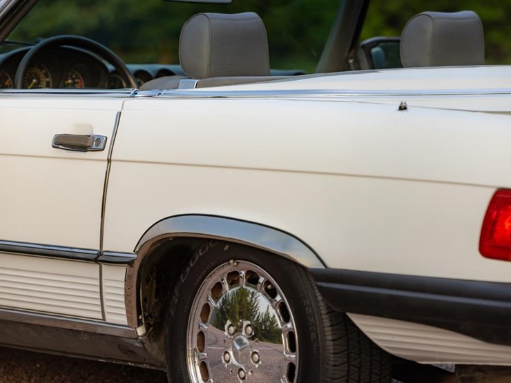 #2279-•-1988-mercedes-benz-500-class-560-sl-roadster-image-17