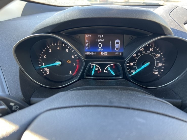 2017-ford-escape-image-27