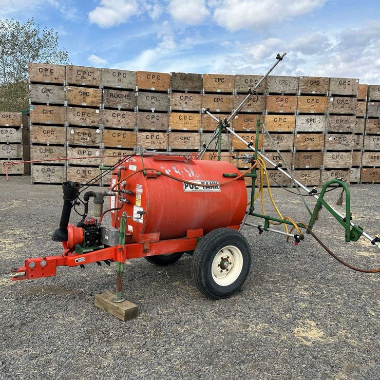 2006 Rears 200 Gallon Orchard Sprayer with Spray Booms