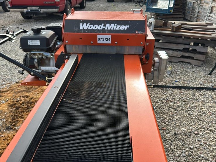 #103a-•-2024-wood-mizer-edger-image-4