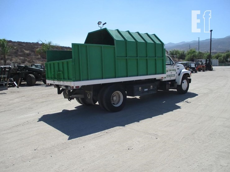 1995-ford-f700-image-3