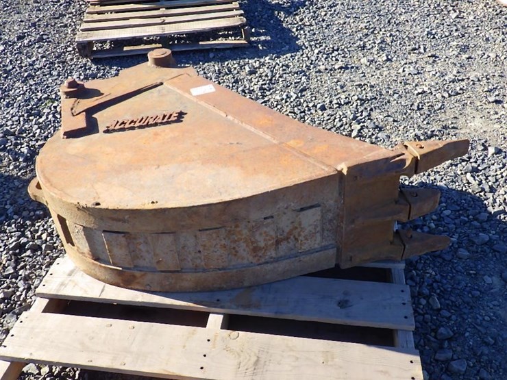 accurate-excavator-bucket-12"-image-3