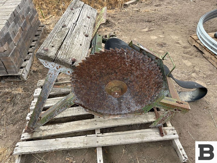 belt-driven-saw-image-4