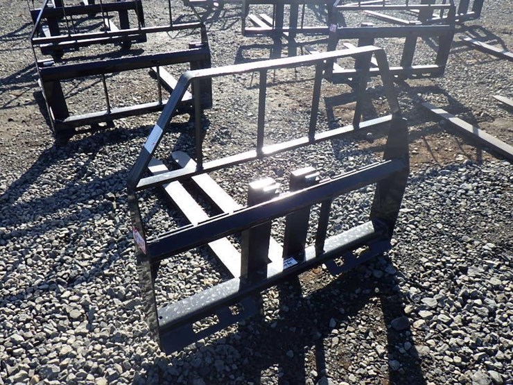 kivel-skid-steer-fork-attachment-48"-image-2