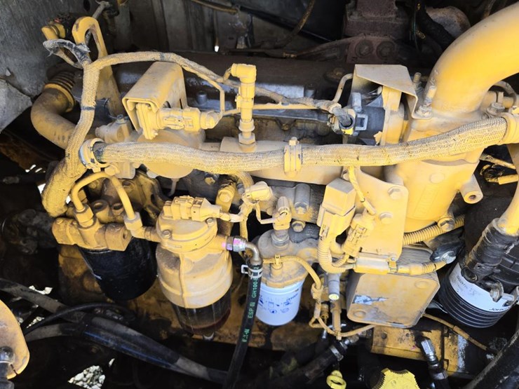 deere-624k-image-56