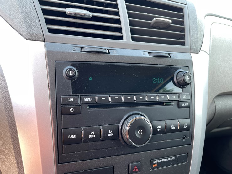 2012-chevrolet-traverse-ls-image-64