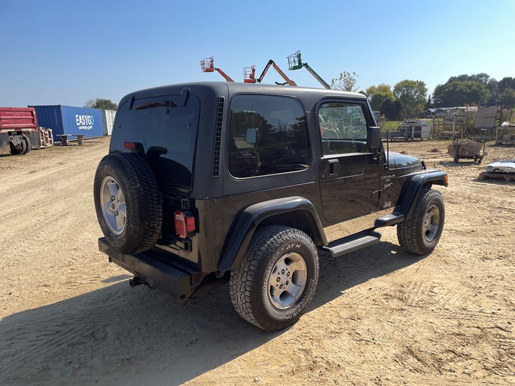 2000-jeep-wrangler-sport-image-5