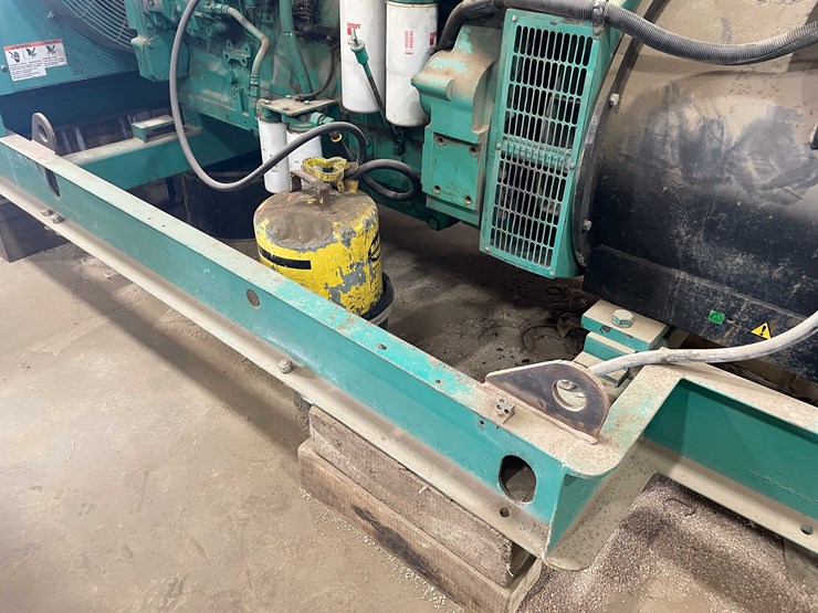 #8615-•-1999-cummins-dfeh-generator-(aps)-image-49