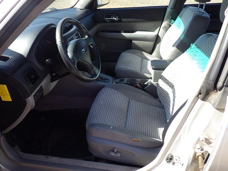 2005-subaru-forester-image-15
