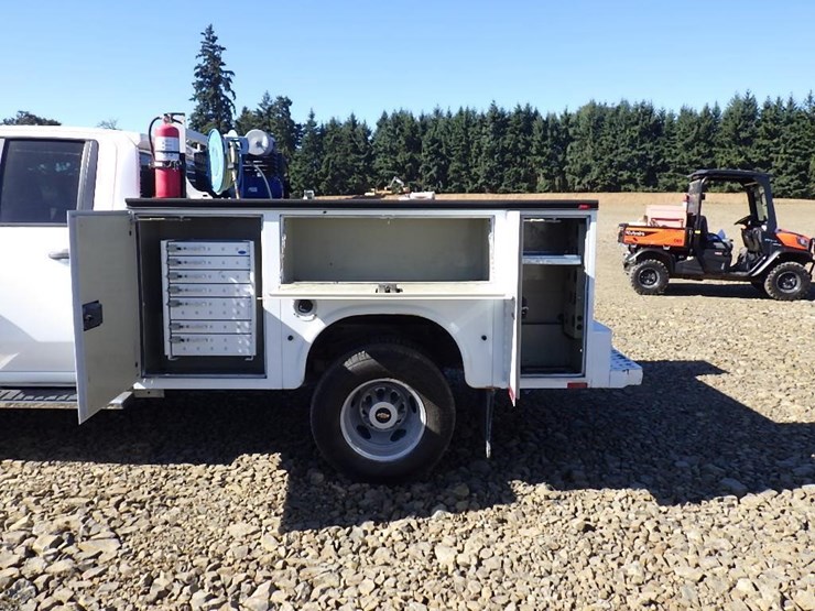 chevrolet-3500hd-image-24