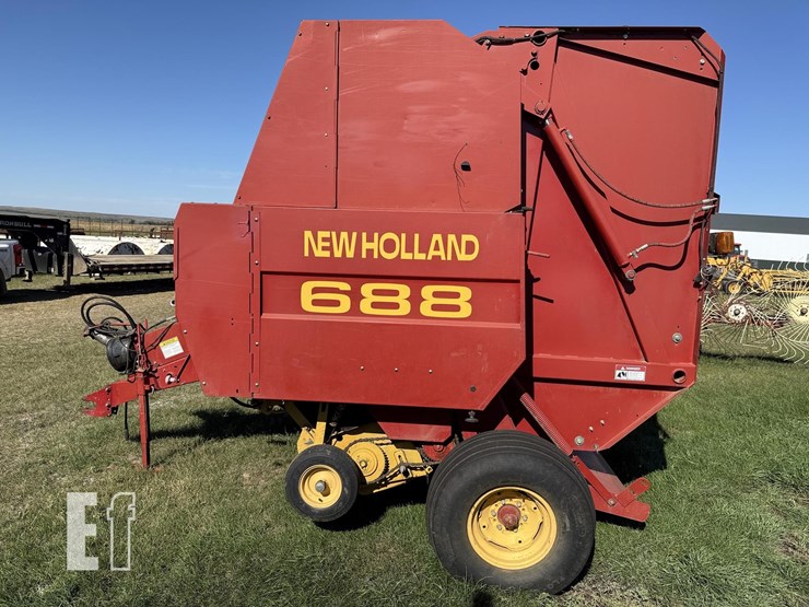 new-holland-688-image-8