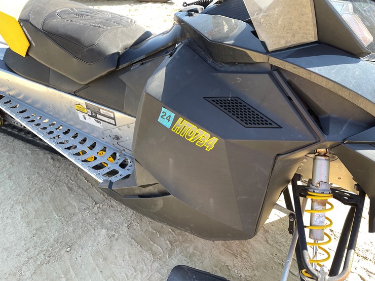 #1895-•-2009-ski-doo-mxz-renegade-600-snowmobile-(sells-with-bill-of-sale-only)-image-11