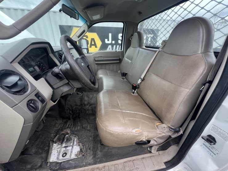 2008-ford-f350-image-25
