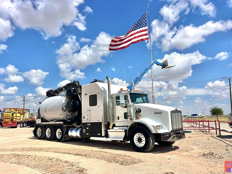 2020-kenworth-t800-image-16