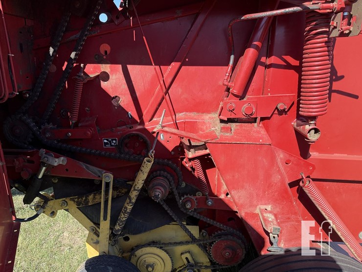 new-holland-688-image-22
