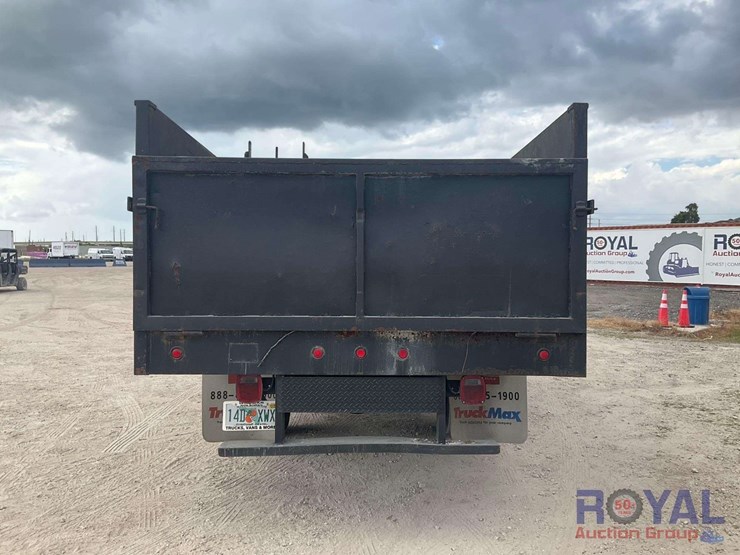 2009-gmc-c5500-landscape-dump-truck-image-26