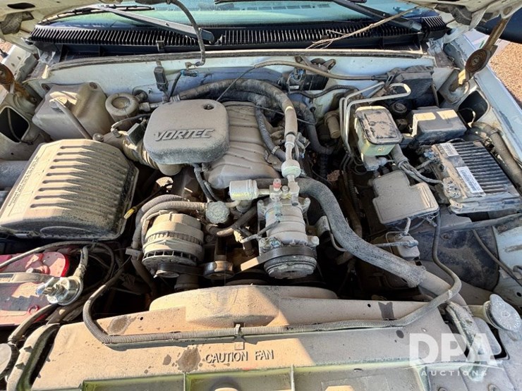 2000-gmc-3500-image-42