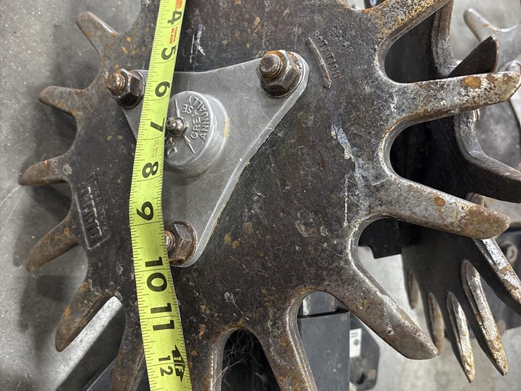 dawn-screw-adjust-row-cleaners-image-9